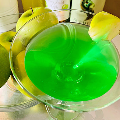 Colorful Mocktails: Sour Apple Martini
