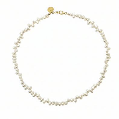 Beaded Necklace in Freshwater Pearl